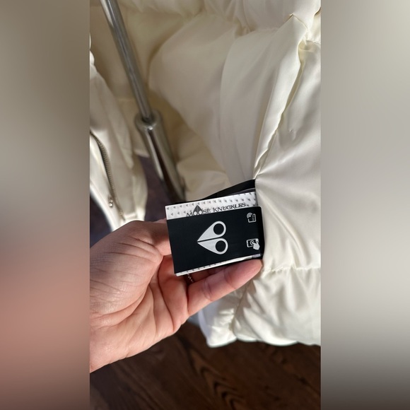 Womens Moose knuckles parka - Picture 5 of 12